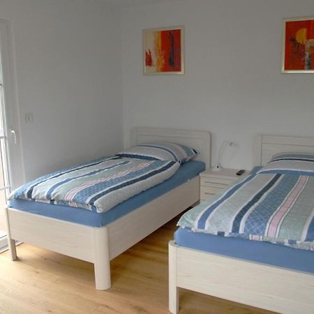 Ferienwohnung Pfeil 布兰肯海姆 外观 照片